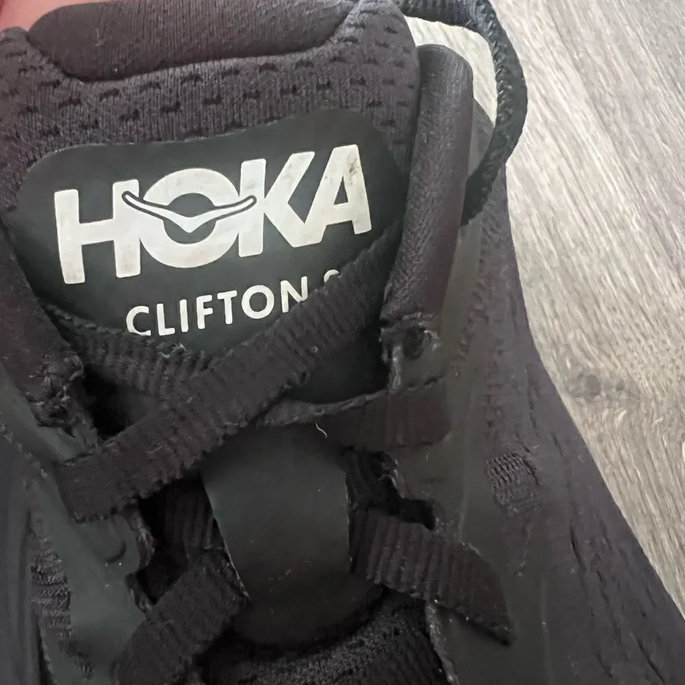 Hoka One One Clifton 8 Black White Women Shoes size 9.5D